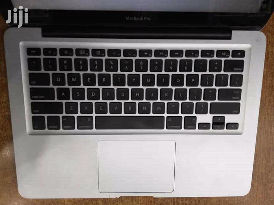 Laptop Apple MacBook Pro 4GB Intel Core i5 HDD 500GB