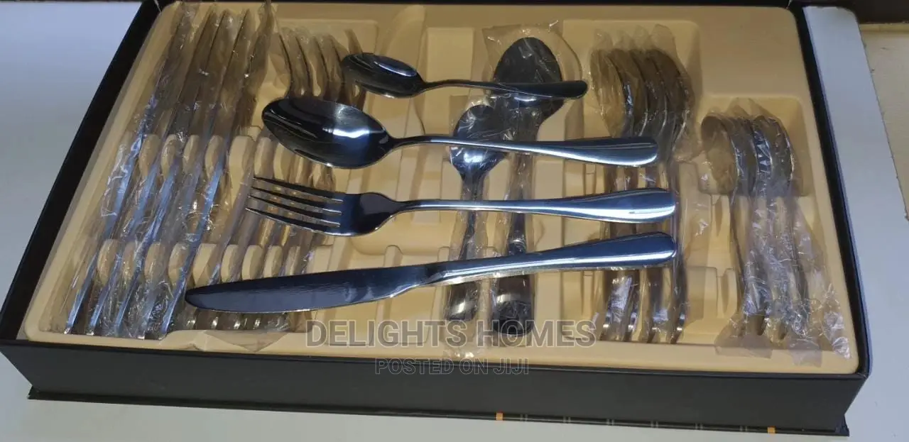 Polished 24pcs Silver Cutlery