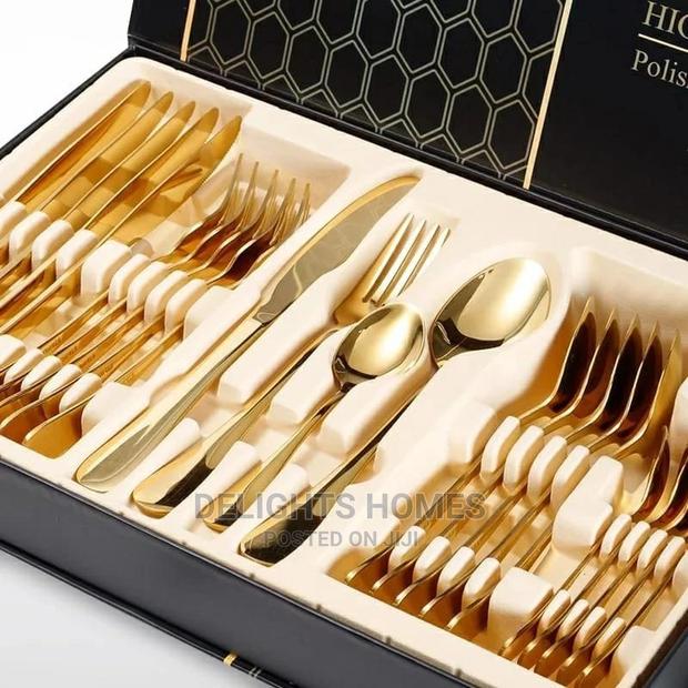 Polished 24pcs Golden Cutlery - main view