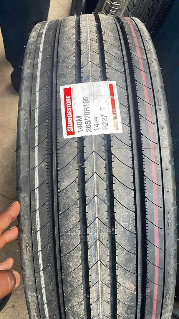 265/70r19.5 Bridgestone Tyres Made in Thailand