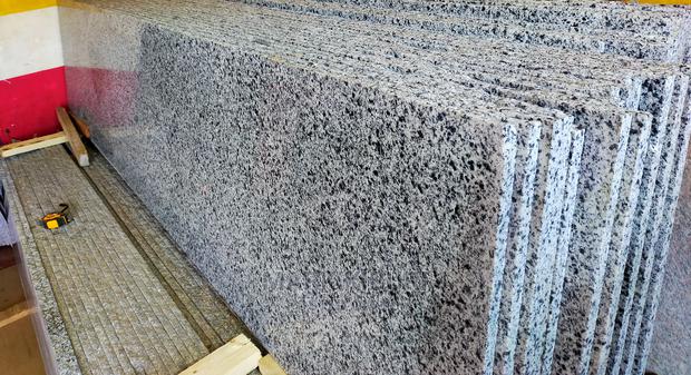 Black and White- Granite - thumbnail 2