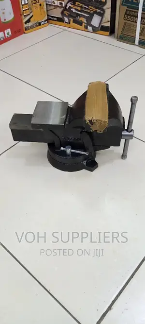 5" Bench Vice (Tolsen?