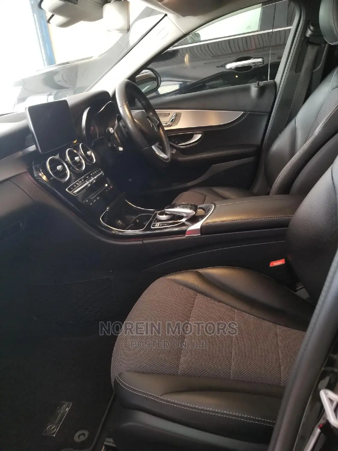 Mercedes-Benz C180 2014 Matt Black