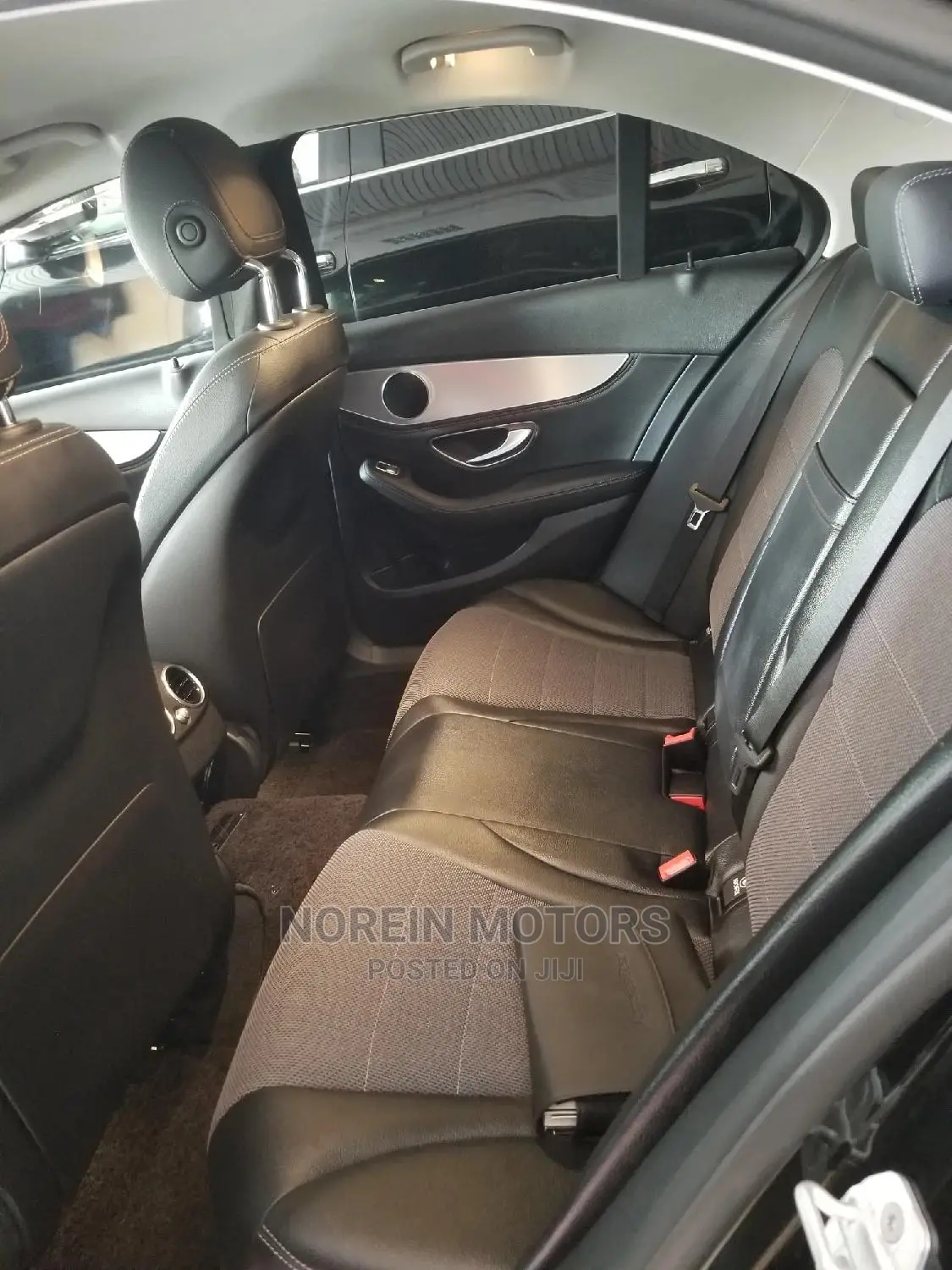 Mercedes-Benz C180 2014 Matt Black