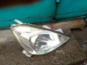 Allion 2003 Headlight