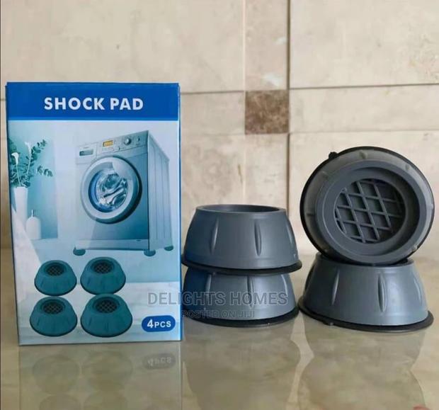 Universal Shock and Noise Cancelling Anti-Vibration Pads