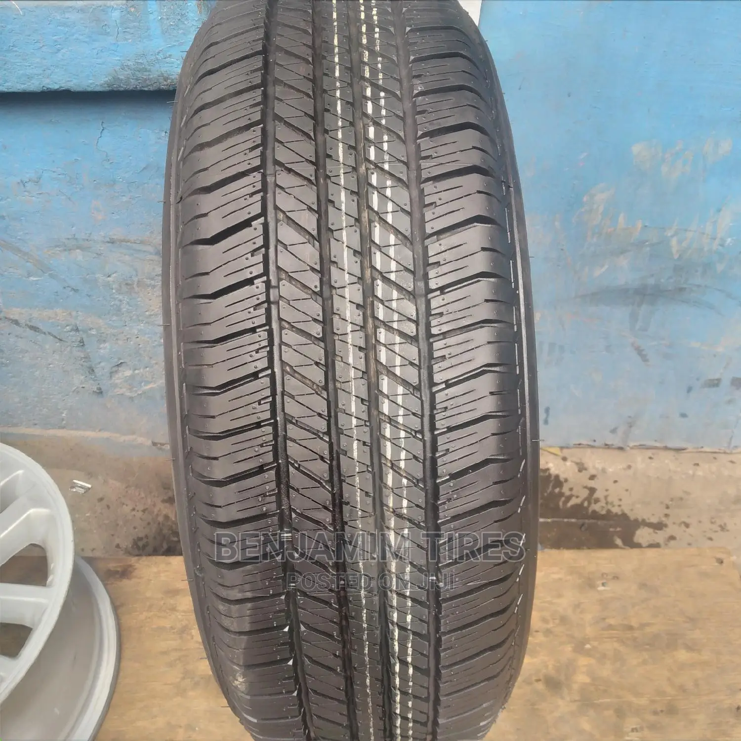 Bridgestone Tires Sizes 265/65r17 Dueler H/T.