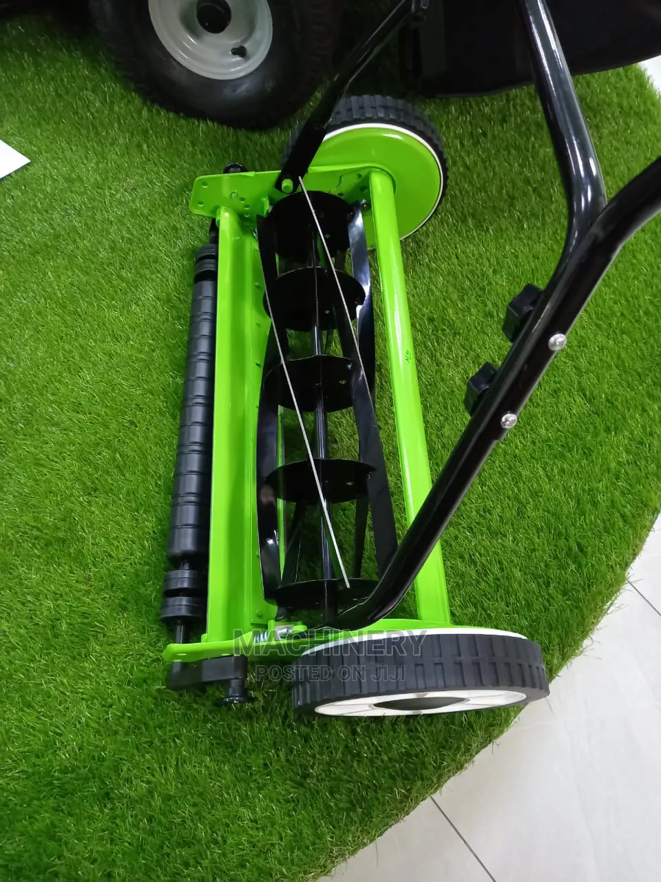 Manual Grass Cutter Hand Held
