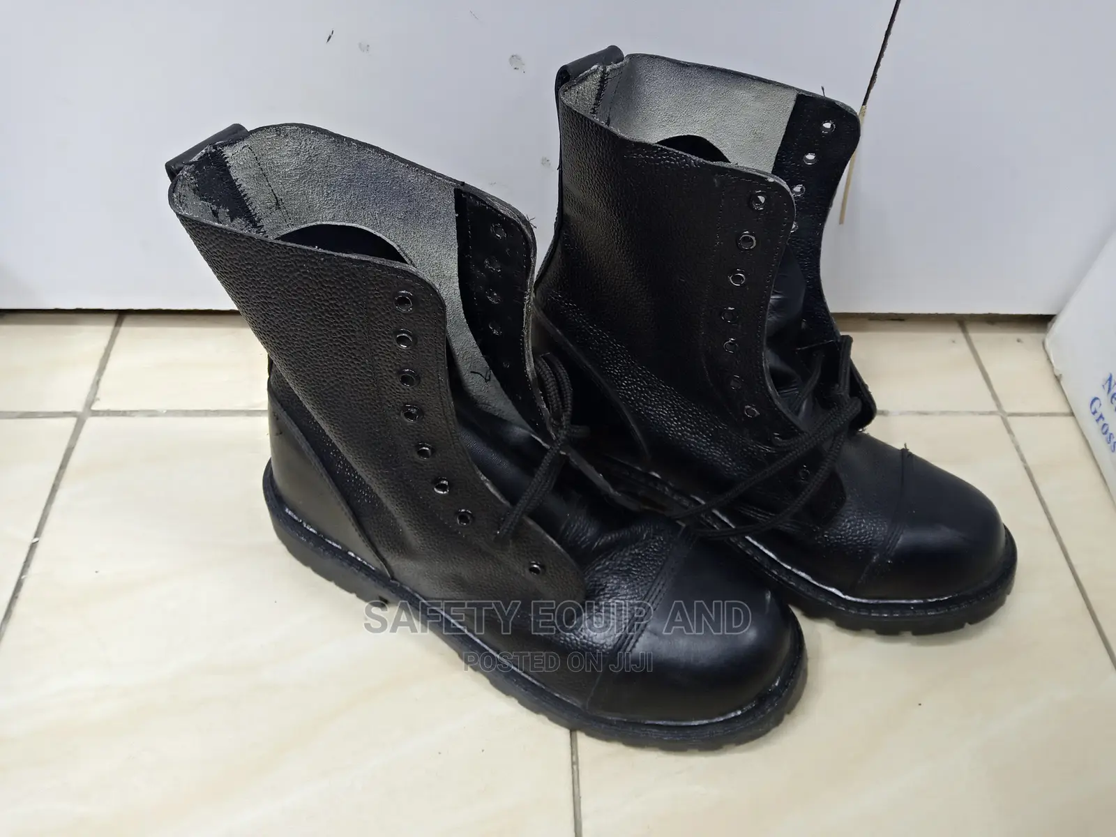 Soldier Anti-Scratch Boots