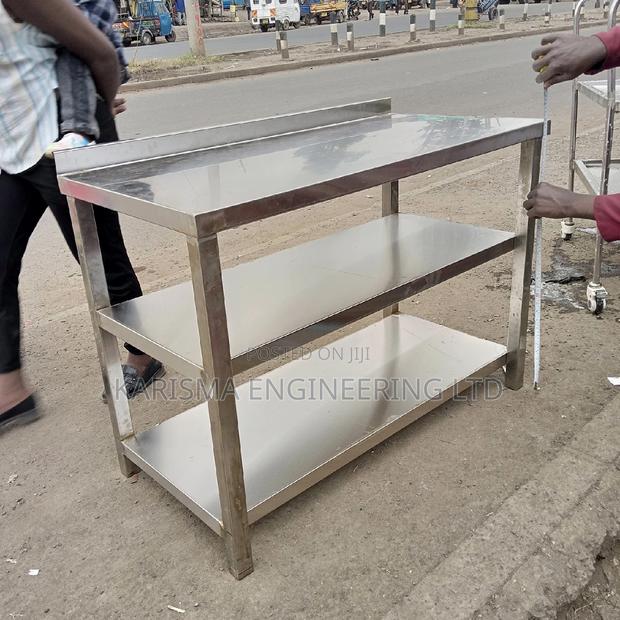 Worktop With Undershelves - main view