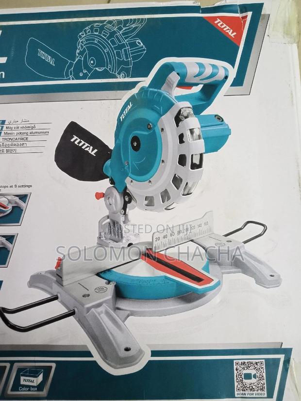 Total Mitre Saw 1400w - main view