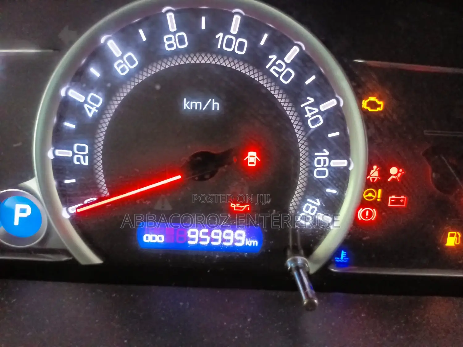 Toyota Noah 2.0 AWD (8 Seater) 2015 Black