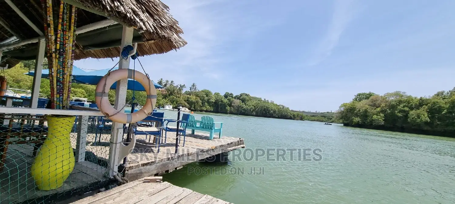 Floating Restaurant on 1 Acre Land on Sale in Mtwapa