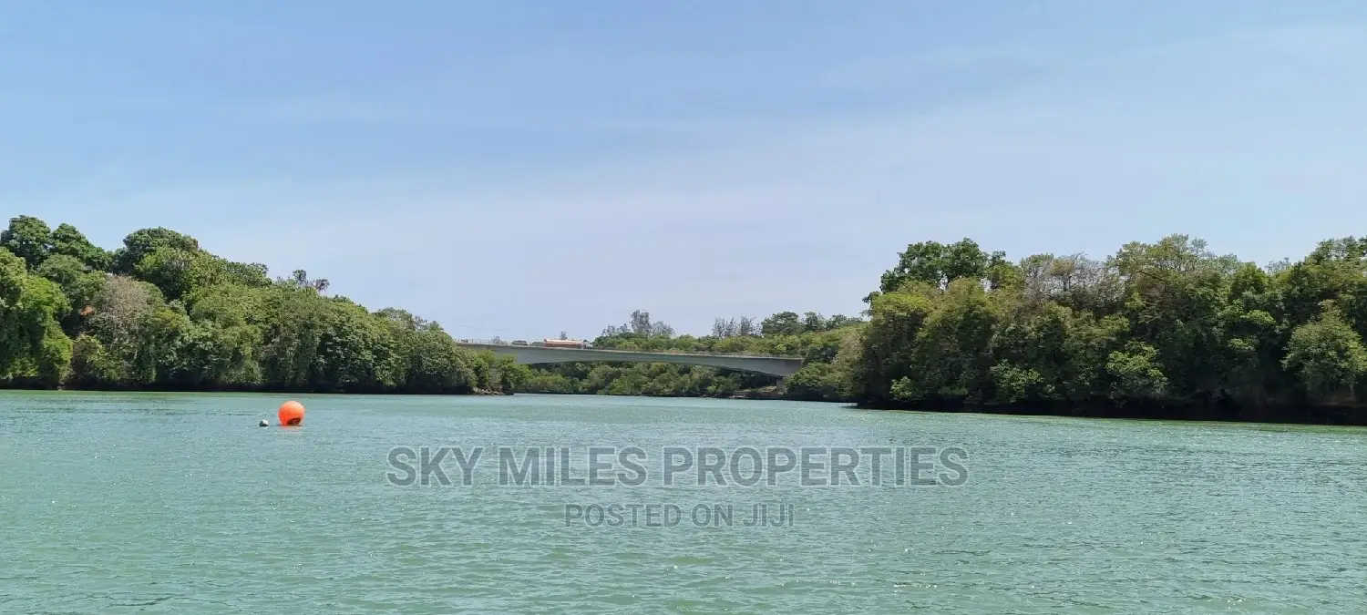 Floating Restaurant on 1 Acre Land on Sale in Mtwapa