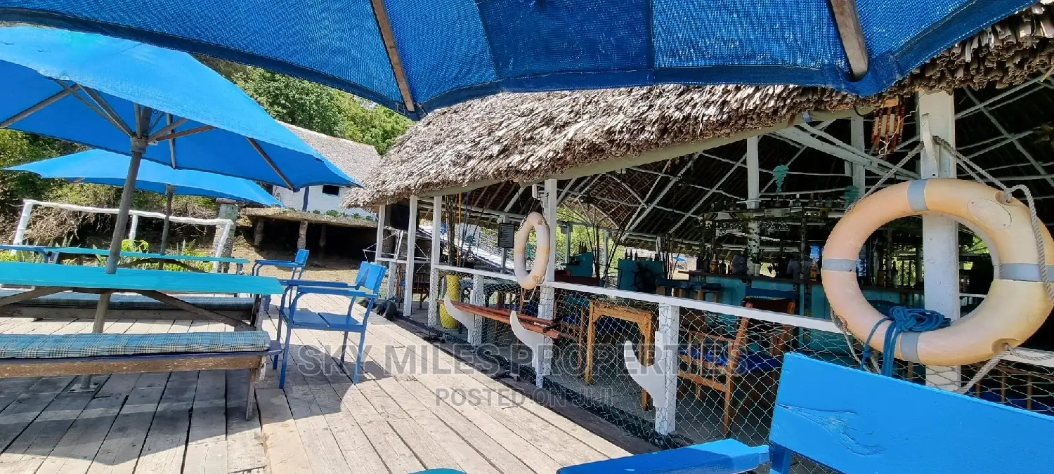 Floating Restaurant on 1 Acre Land on Sale in Mtwapa