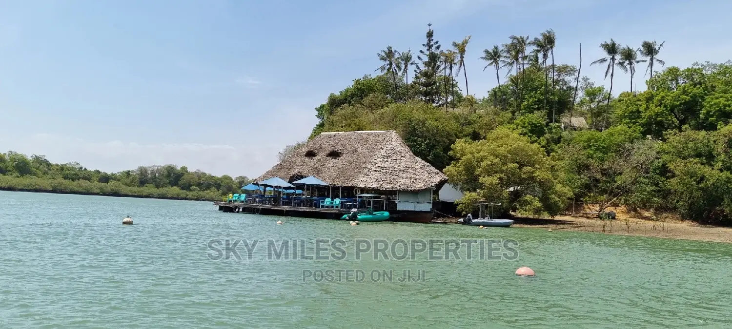 Floating Restaurant on 1 Acre Land on Sale in Mtwapa