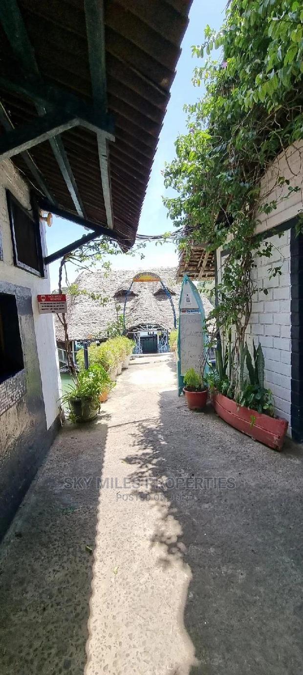Floating Restaurant on 1 Acre Land on Sale in Mtwapa - thumbnail 13