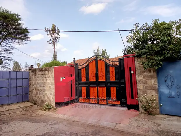 3bdrm Bungalow in Buruburu Phase 5 for Sale