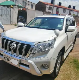 Toyota Landcruiser Up for Hire
