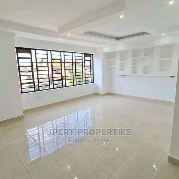 4bdrm Maisonette in Membley for sale - thumbnail 7