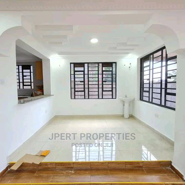 4bdrm Maisonette in Membley for sale - thumbnail 5