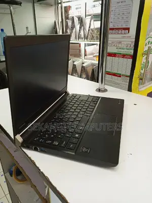 Laptop Toshiba Dynabook R634/M 4GB Intel Core I5 SSD 256GB