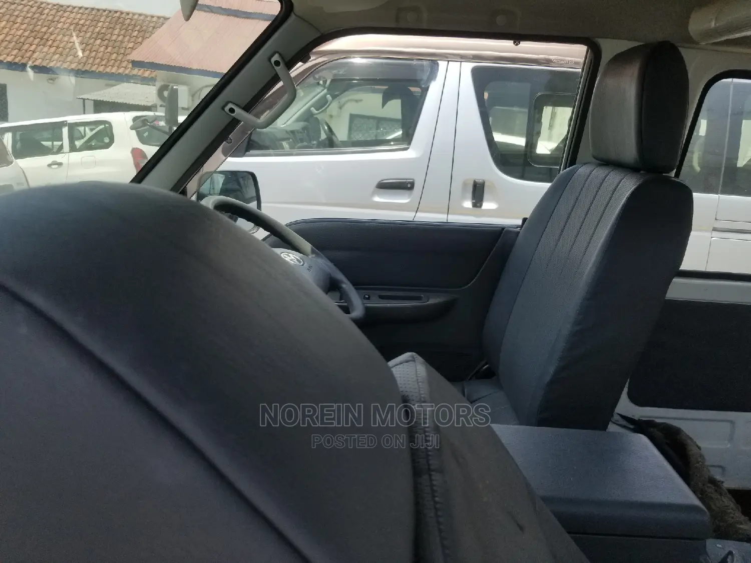 Mazda Bongo 2014 White