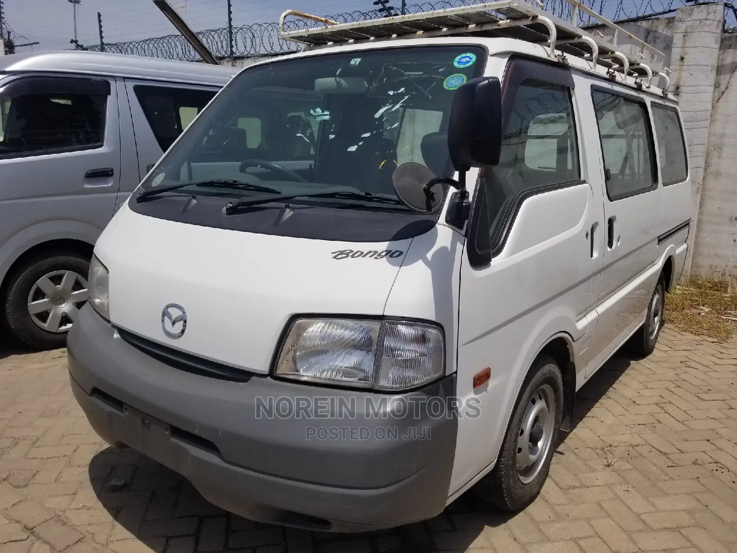 Mazda Bongo 2014 White