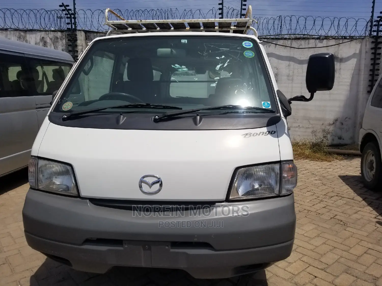 Mazda Bongo 2014 White