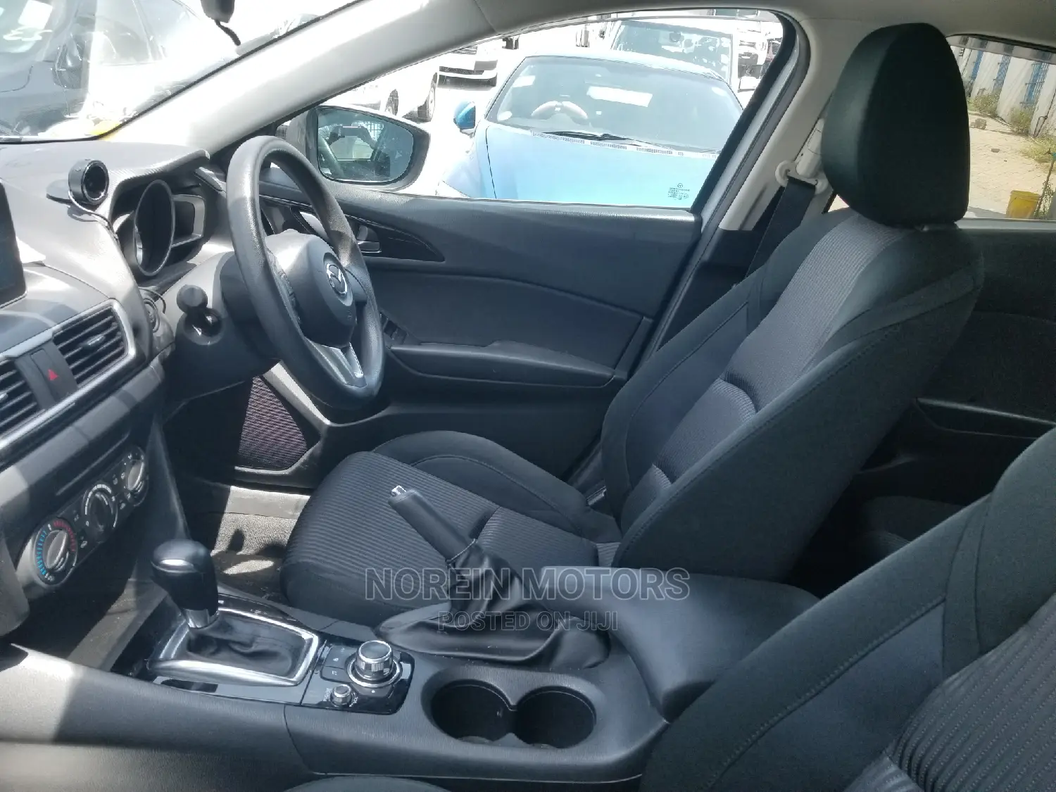 Mazda Axela 2014 SV Premium Silver