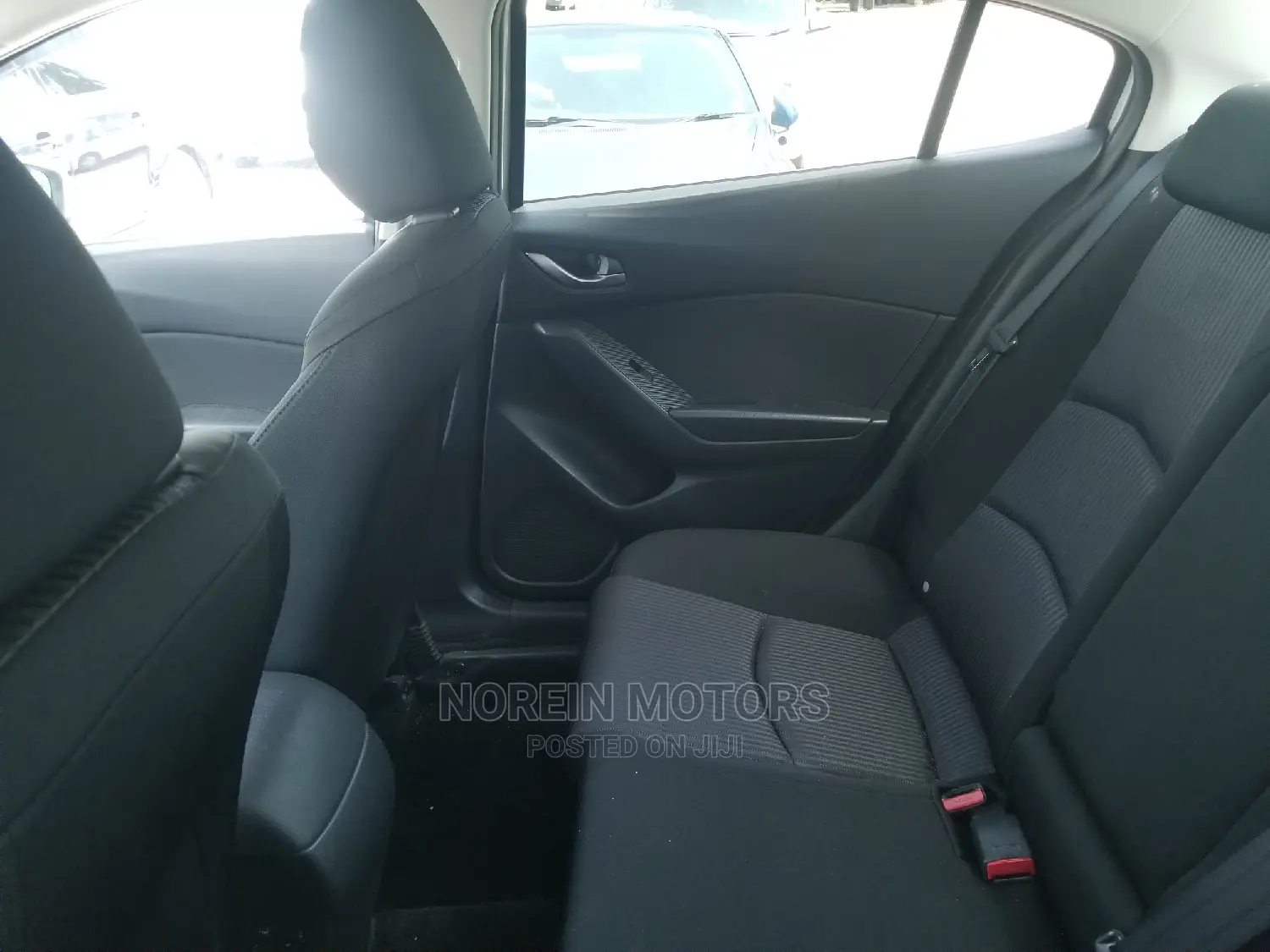 Mazda Axela 2014 SV Premium Silver