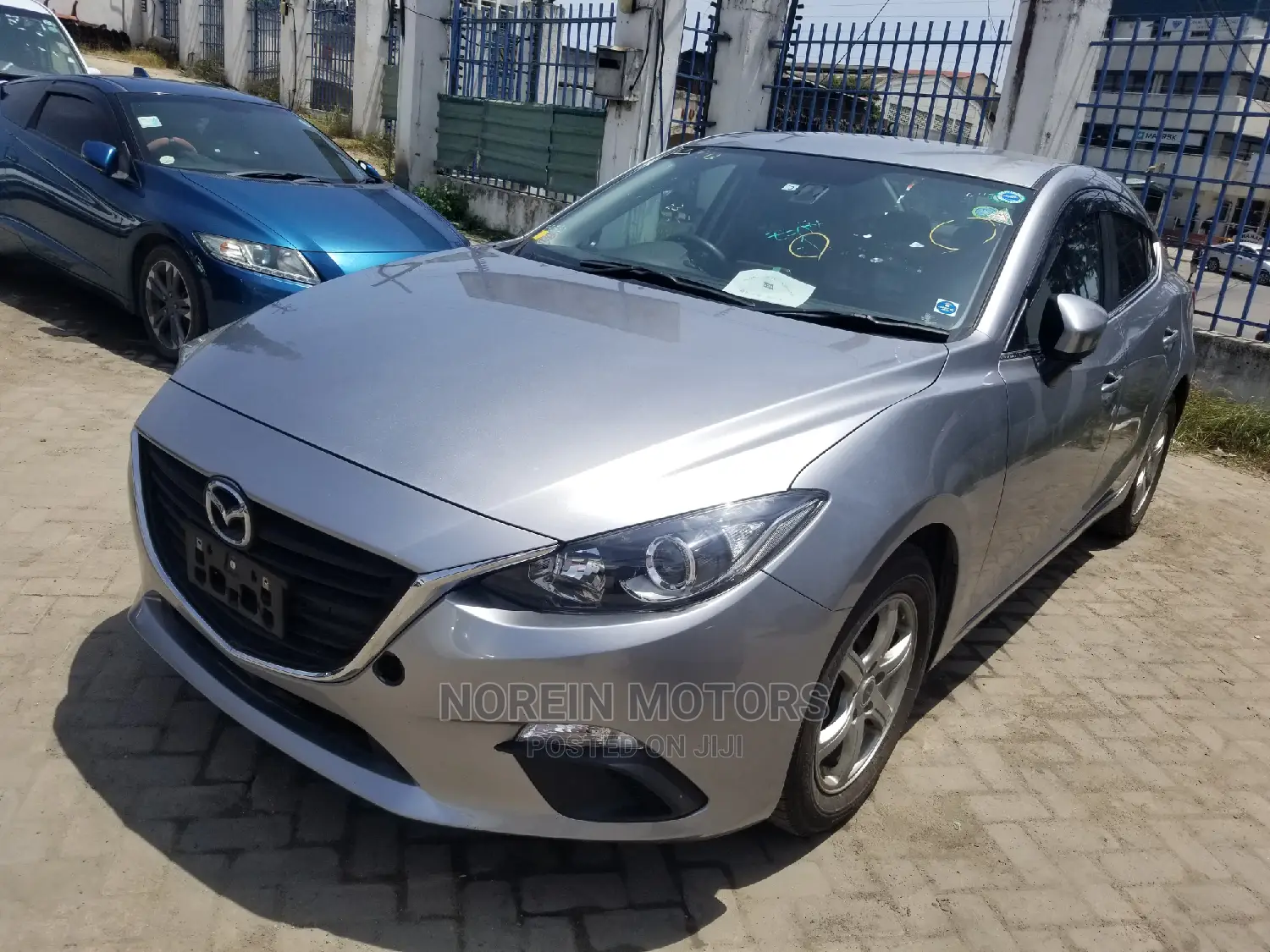 Mazda Axela 2014 SV Premium Silver