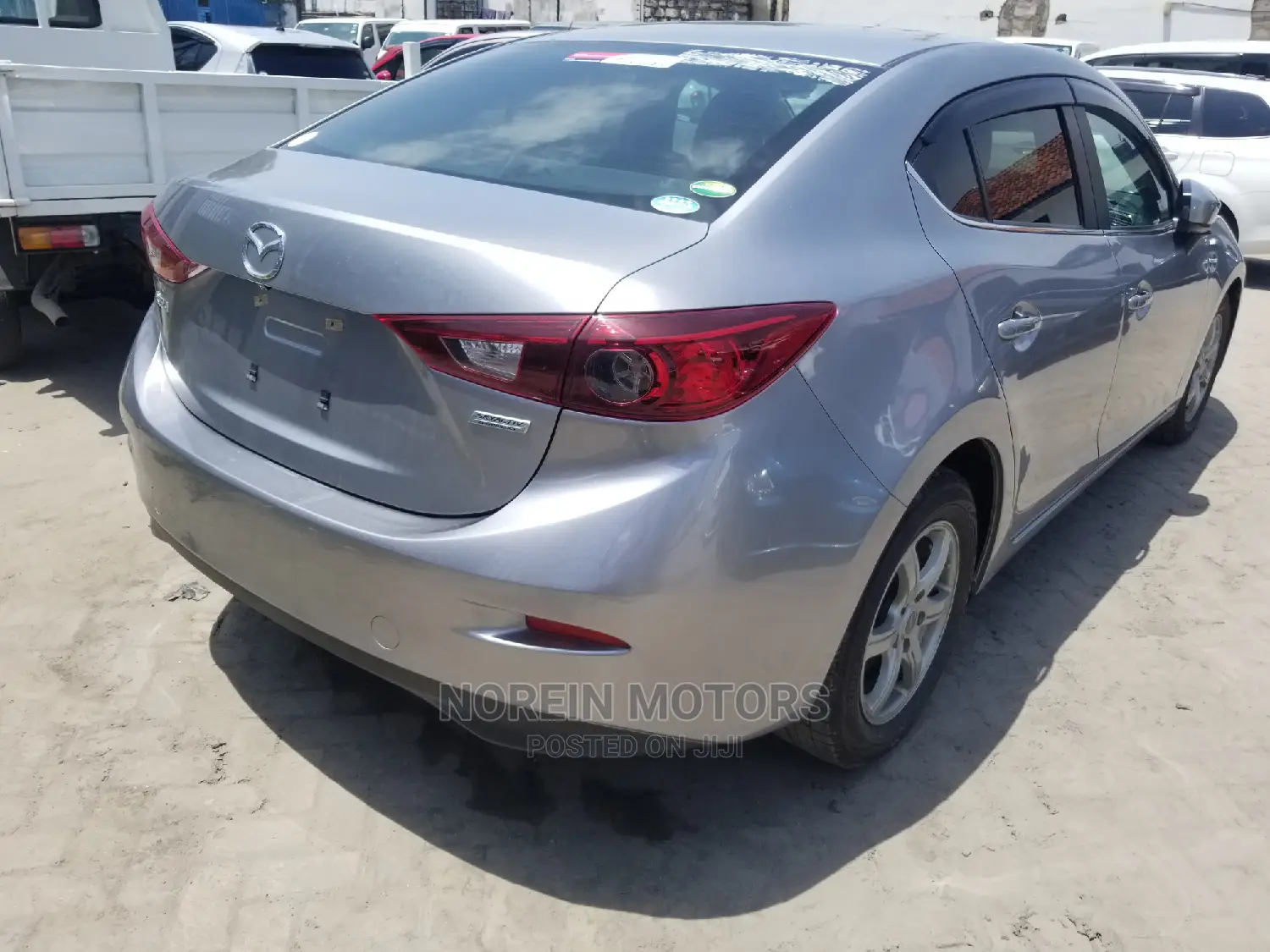 Mazda Axela 2014 SV Premium Silver