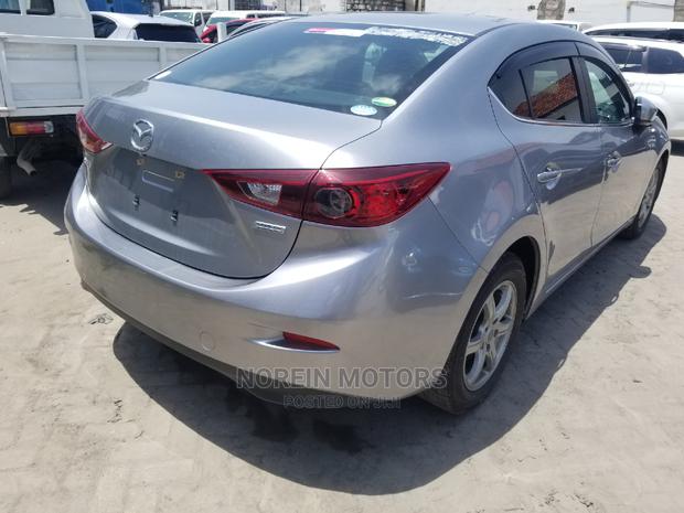 Mazda Axela 2014 SV Premium Silver - thumbnail 5