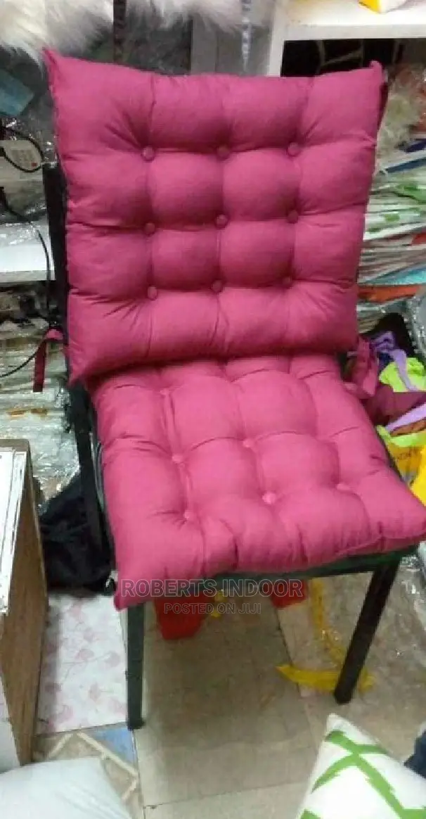 Maroon Elegant Chair Pad