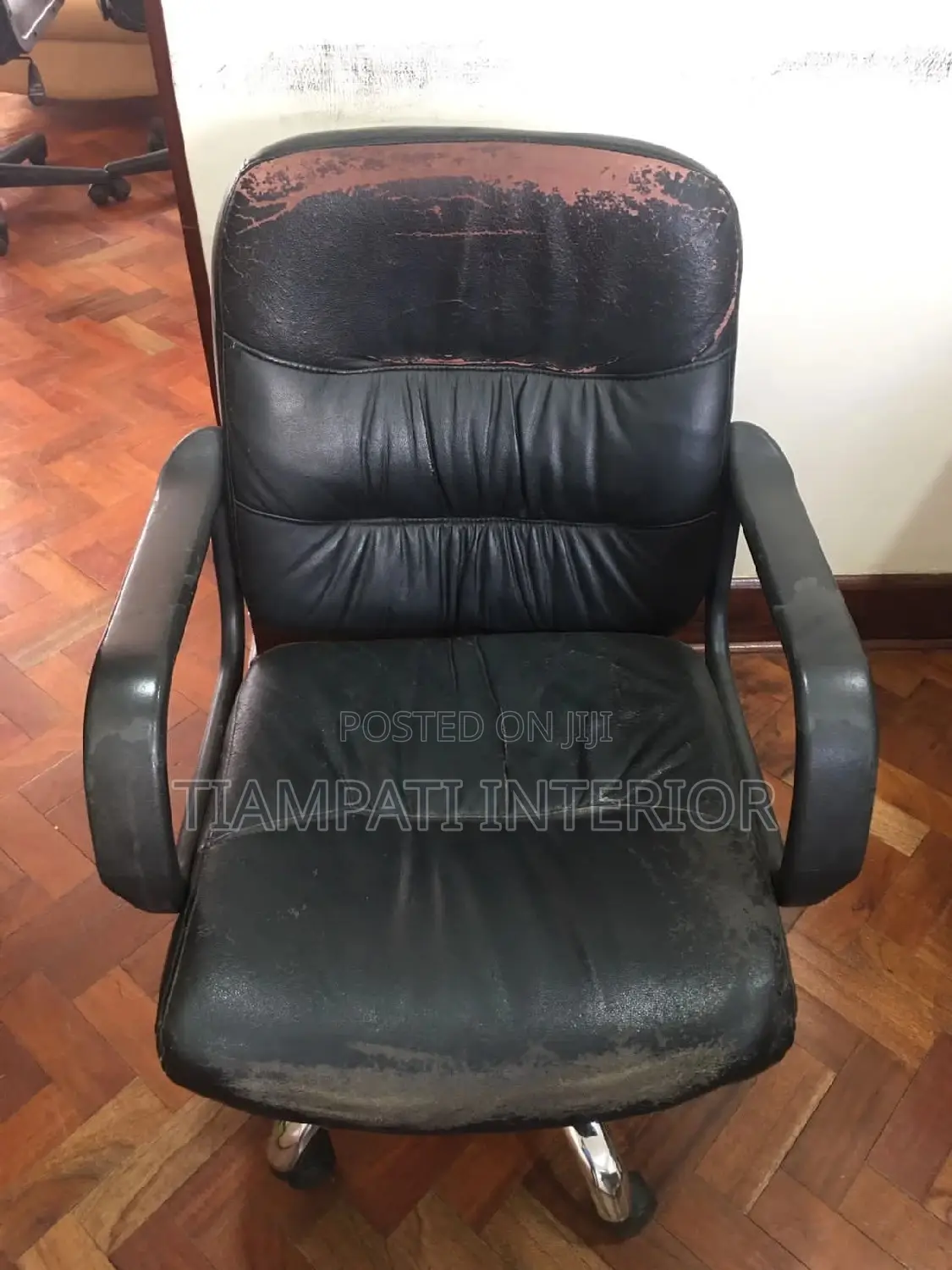 Office Seats Repairs and Maintainance