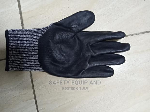 Safety Palm Gloves for Cutting - thumbnail 2