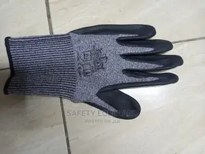 Safety Palm Gloves for Cutting