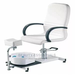 Pedicure Seat Black or White - thumbnail 2