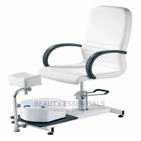 Pedicure Seat Black or White - main view