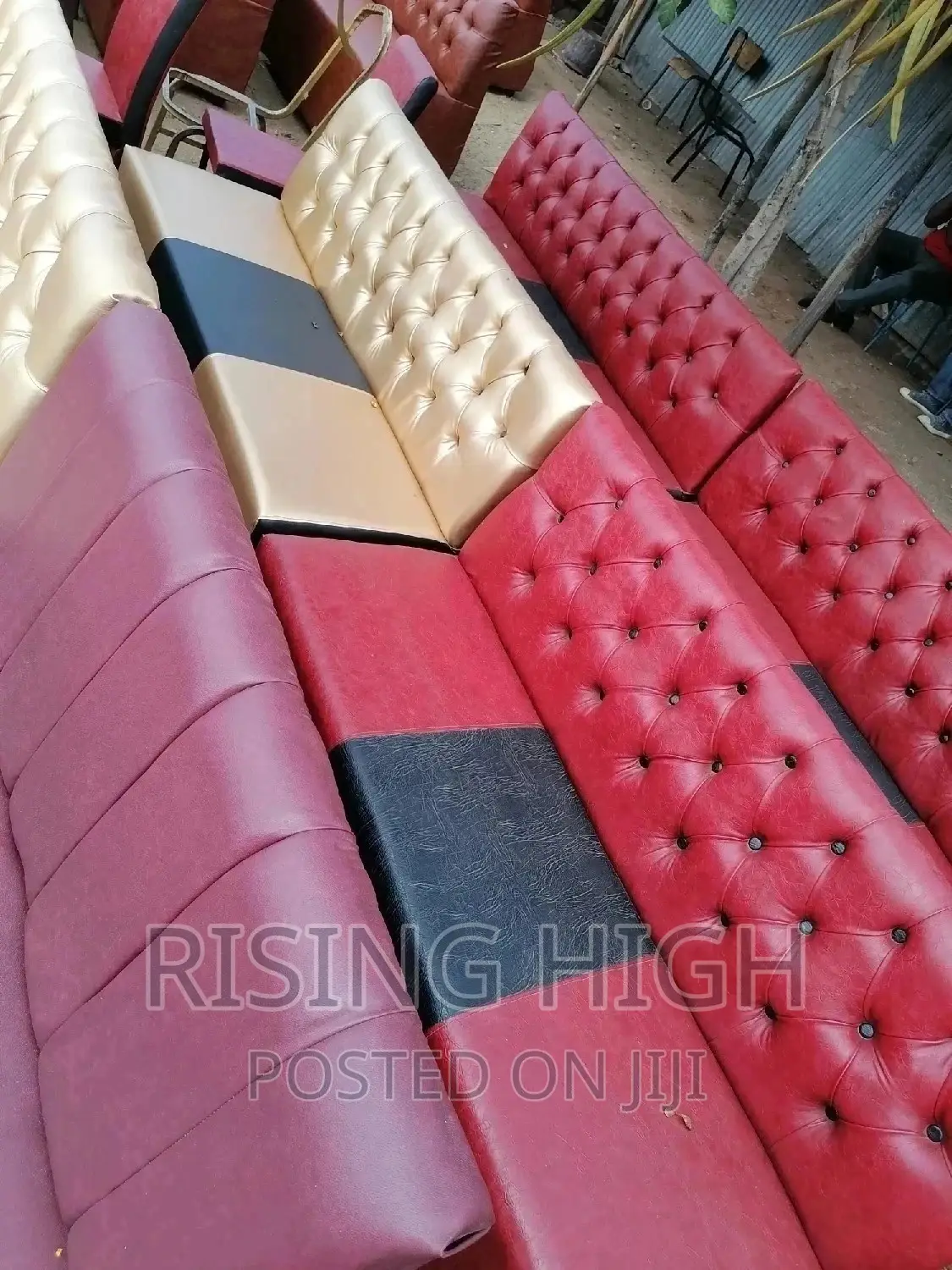 Superior Quality Restaurant Sofas