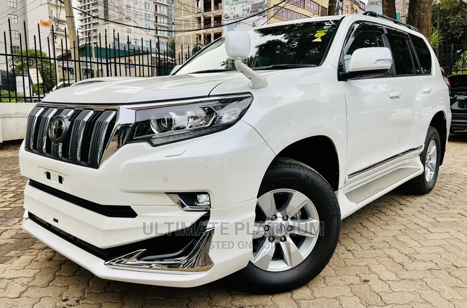 Toyota Land Cruiser Prado 2.7 2019 White