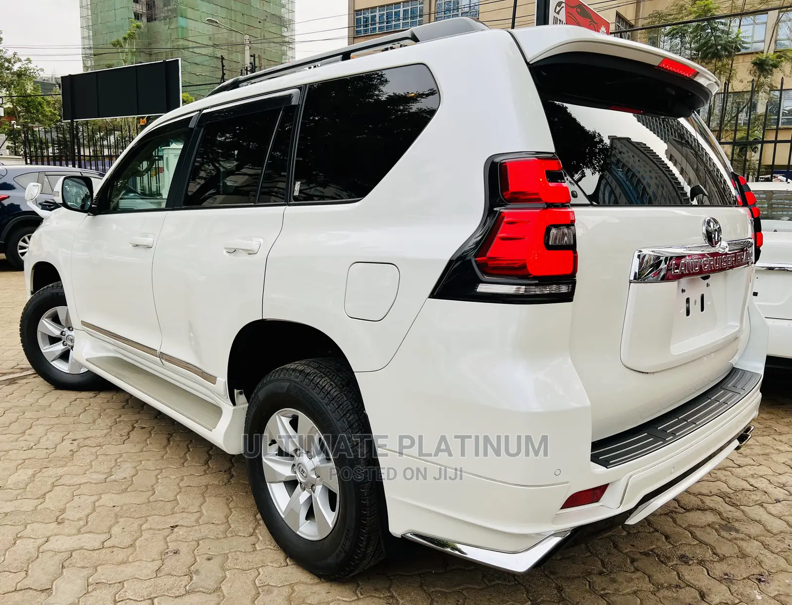 Toyota Land Cruiser Prado 2.7 2019 White