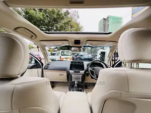 Toyota Land Cruiser Prado 2.7 2019 White