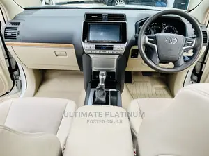 Toyota Land Cruiser Prado 2.7 2019 White