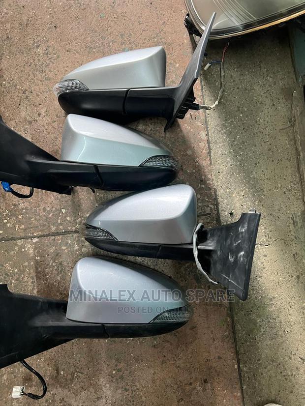 Sidemirror Vitz - main view