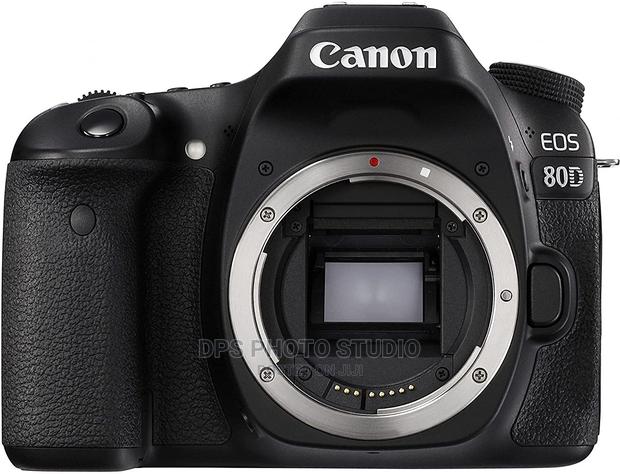 Camera CANON 80D - main view