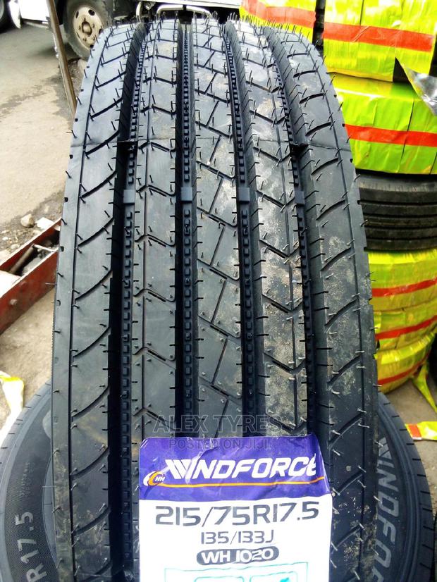 215/75r17.5 Windforce Tyres Made in China - main view