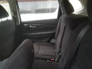 Nissan X-Trail 2014 SV Premium Black