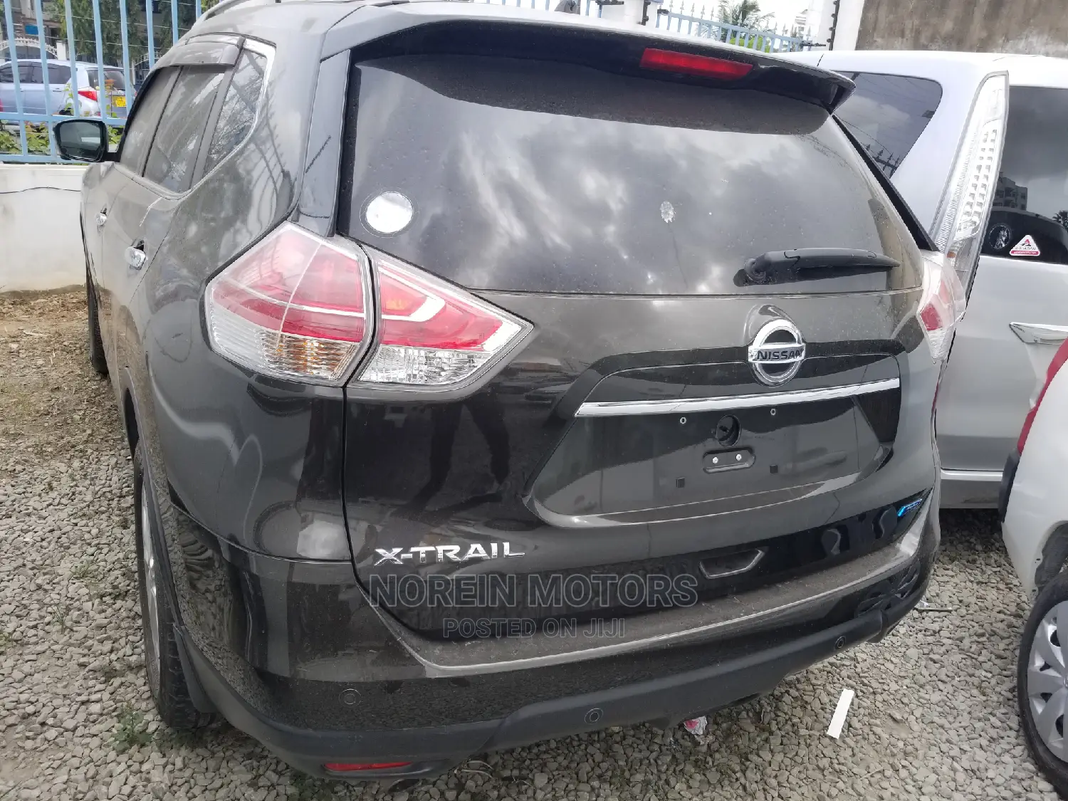 Nissan X-Trail 2014 SV Premium Black